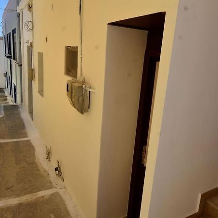 Moshovia Studio Κάρπαθος Στο Κέντρο Και Ήσυχα Villa Exteriör bild