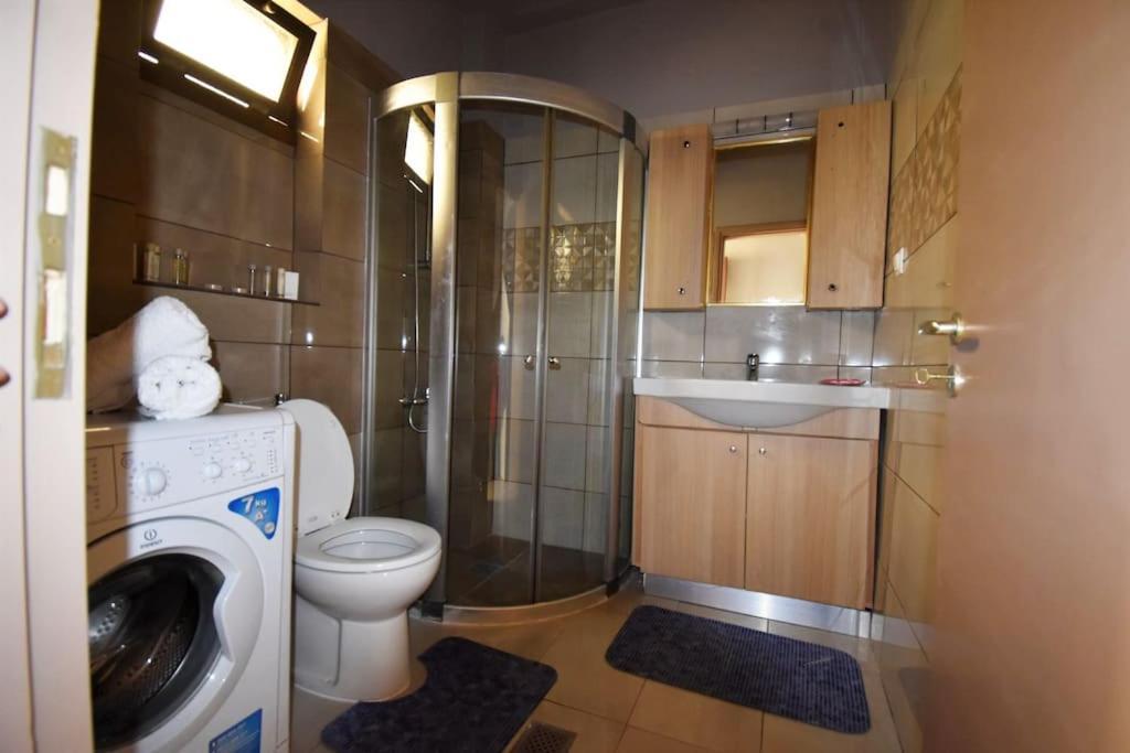 Moshovia Studio Κάρπαθος Στο Κέντρο Και Ήσυχα Villa Exteriör bild